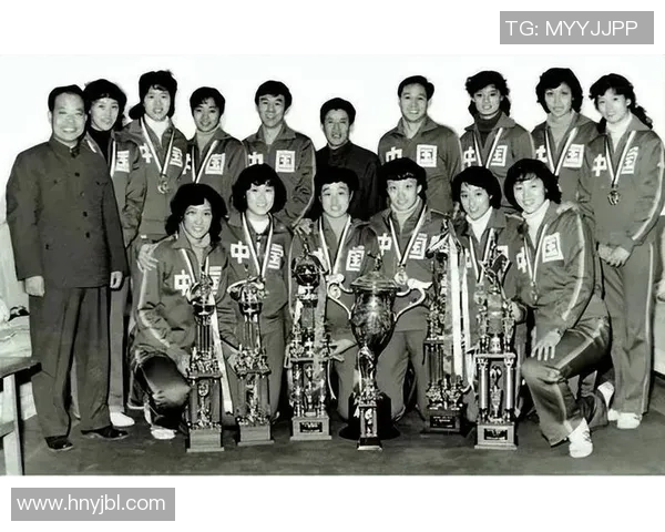 1981年女排世界杯中国女排逆转美国队的精彩对决与历史意义分析 1981年女排世界杯中国女排逆转美国队的精彩对决与历史意义分析