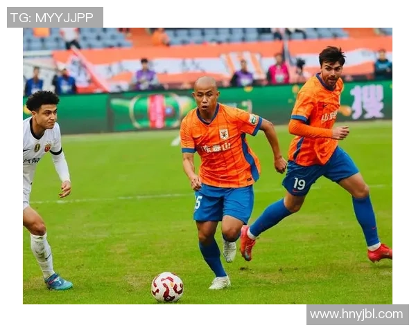 山东泰山反转上海海港，打赢冠军阻击战，卡扎伊什维利独中两元